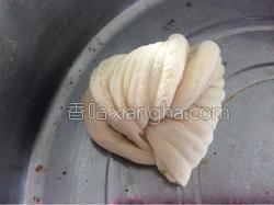 辣椒花卷的做法视频教程,家常美味,简单易学的传统面点制作教程